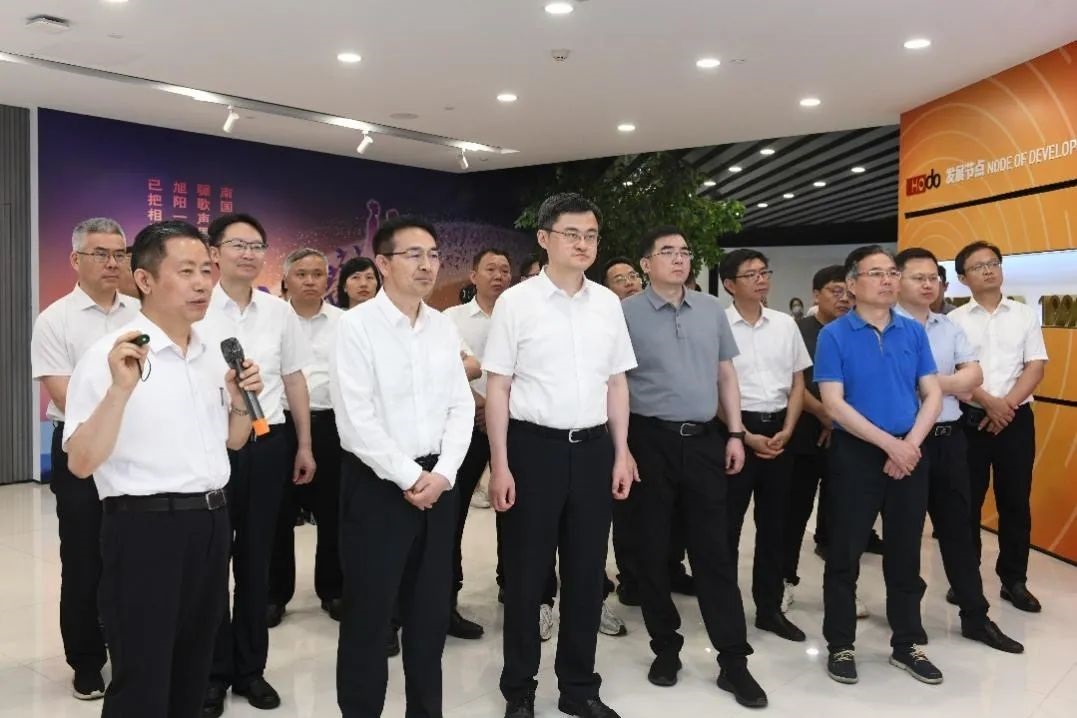 田洪帶隊(duì)調(diào)研w66國際1 田洪帶隊(duì)調(diào)研w66國際1