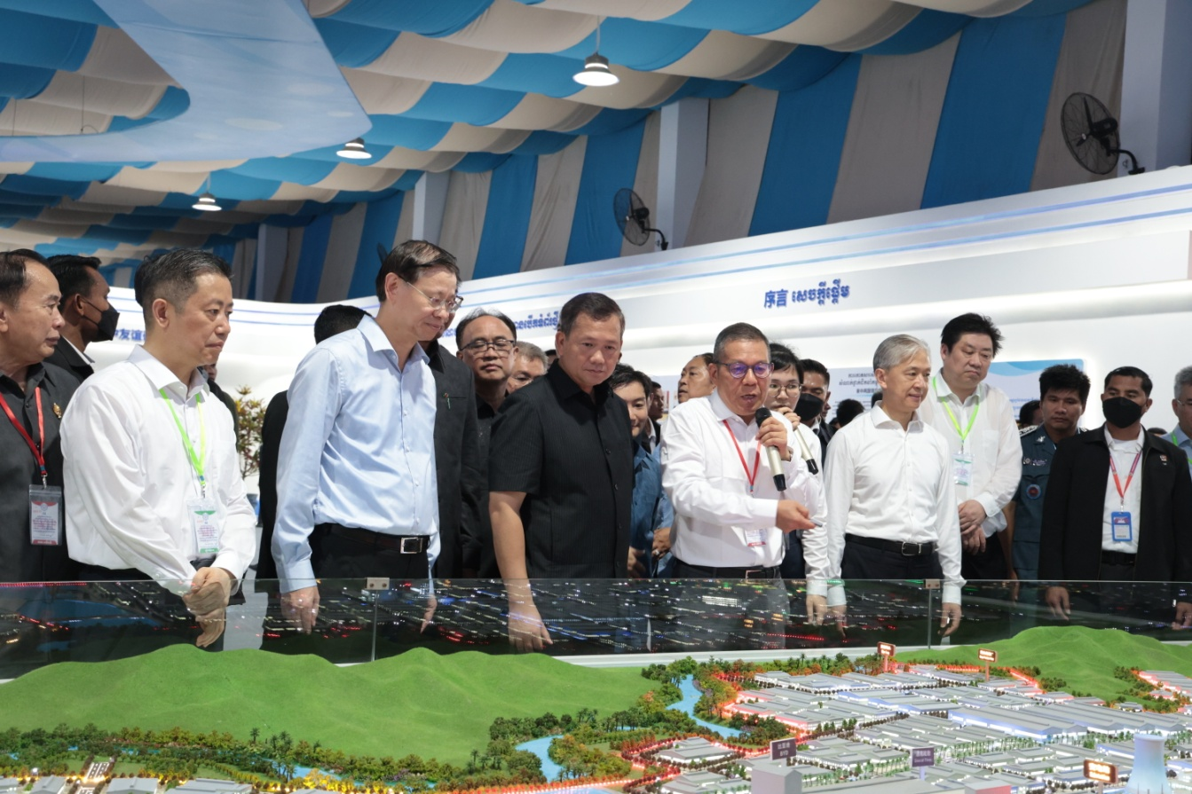 MAIN1747961720343Q2WN6U00EU MAIN1747961720343Q2WN6U00EU